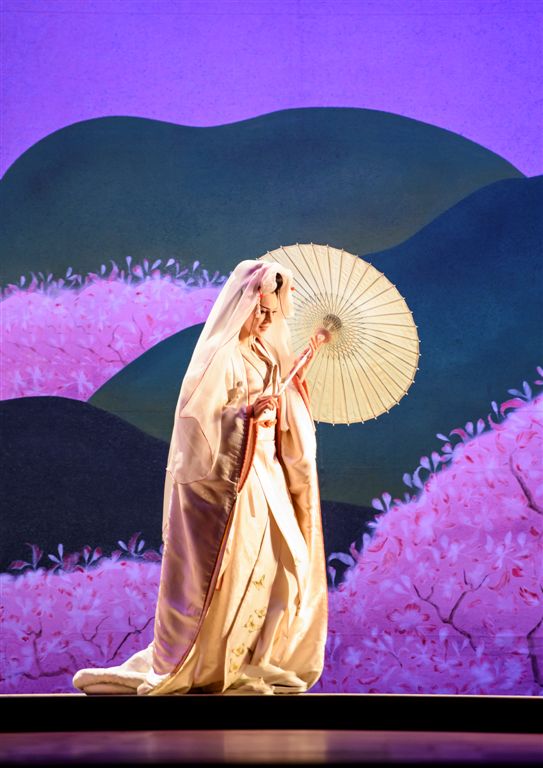 MADAMA BUTTERFLY     